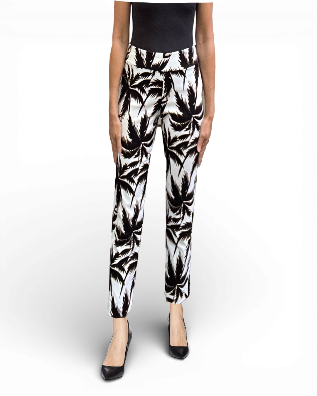 Krazy Larry P507 Pull on Pant - Black Leaves